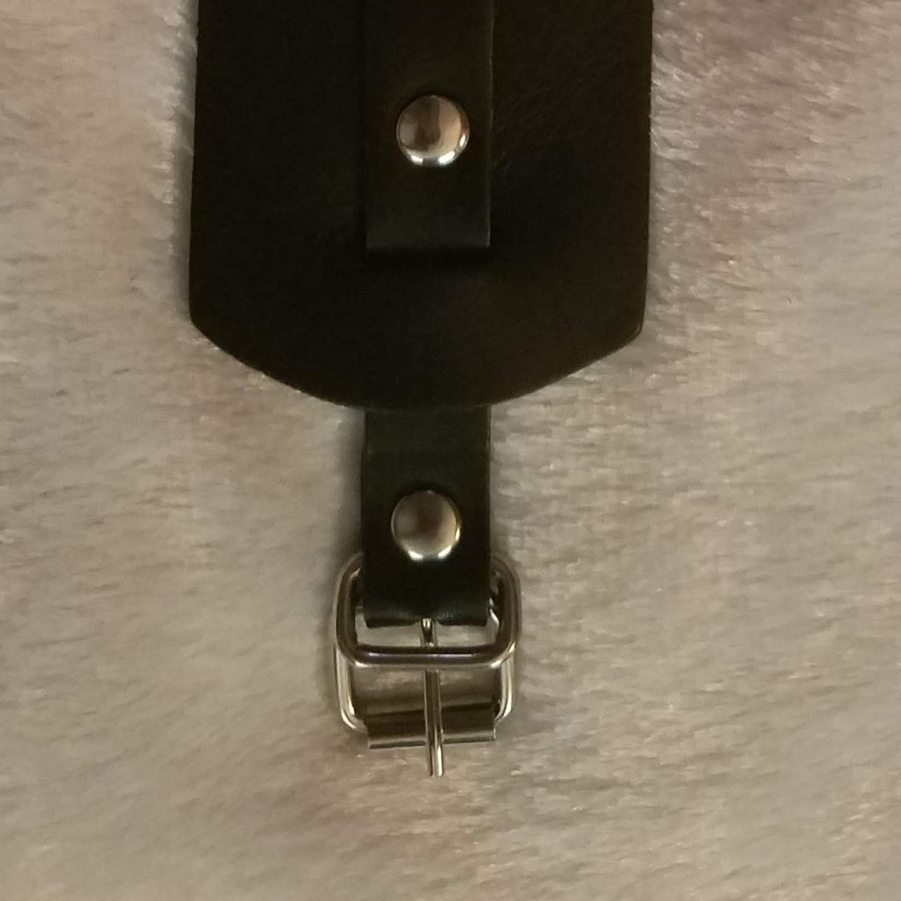 Leather STUD CUFF - Picture 3 of 5